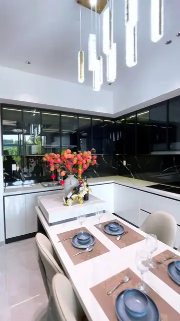 Nhà phố khung kính lam gỗ — 3