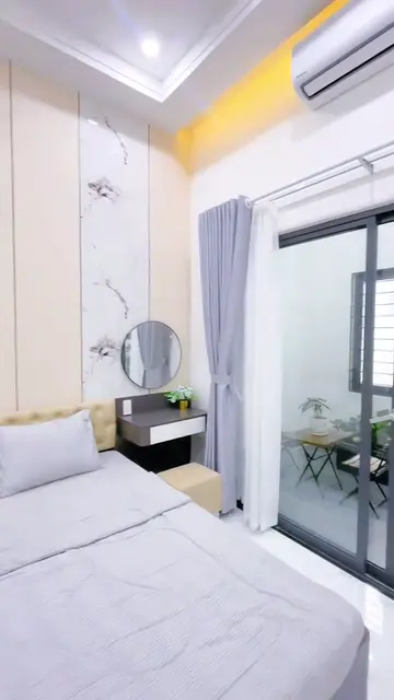 Nhà phố tân cổ điển gạch thông gió — 3